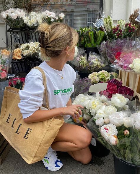 How To Accessorize: Hairclips, Necklaces, Rings &&nbsp;More