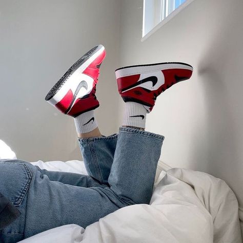 nike air jordan 1 instagram